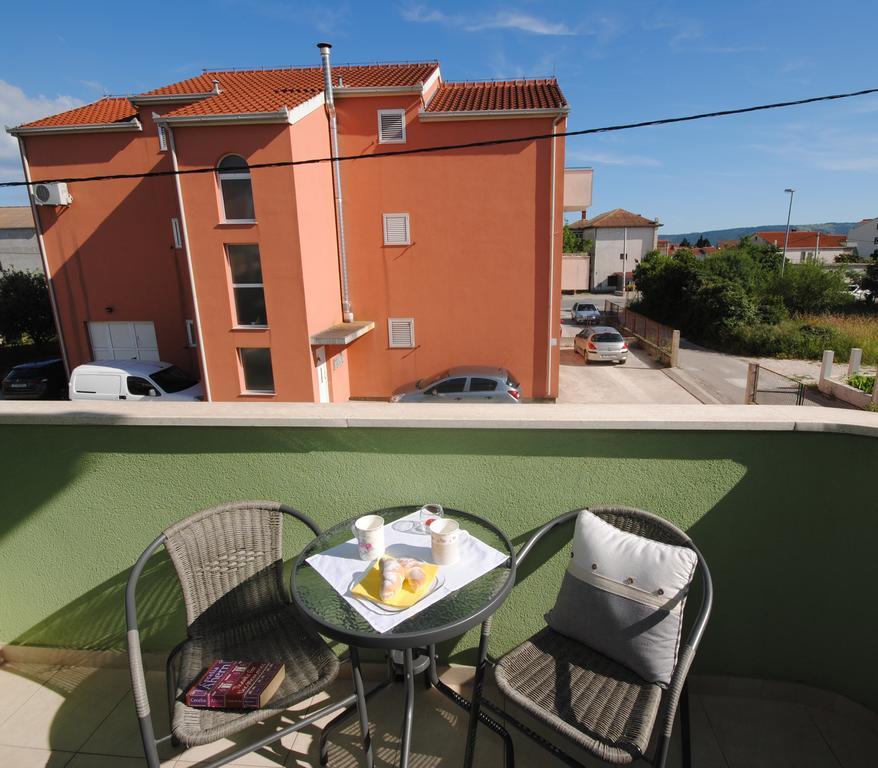 Apartments Valeria Kastela Dış mekan fotoğraf